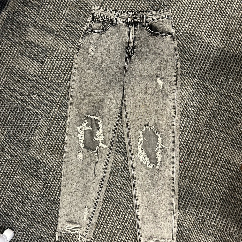 Distressed Gray Women's Jeans